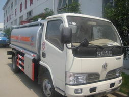 東風小霸王3噸加油車 廠價直銷，憑什么成為行業首選？